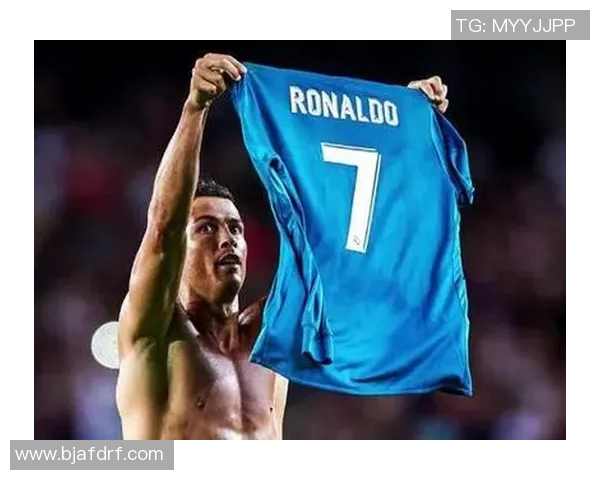 十大足球球星招牌动作盘点 展现球场魅力与个人风采