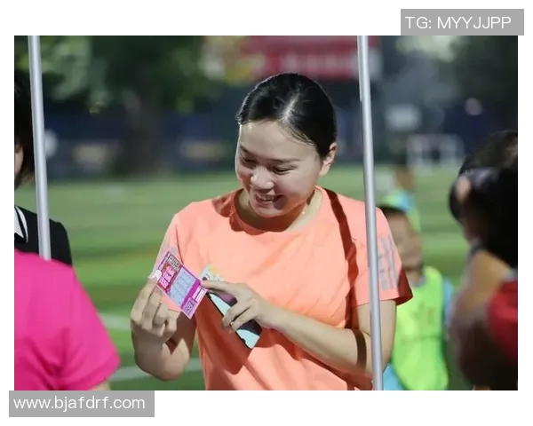 广东本土足球球星崛起之路 从青训到职业赛场的成长故事