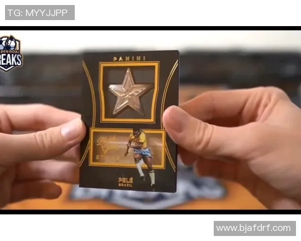 足球卡球星收藏热潮掀起 球迷心中的明星卡牌投资新机会